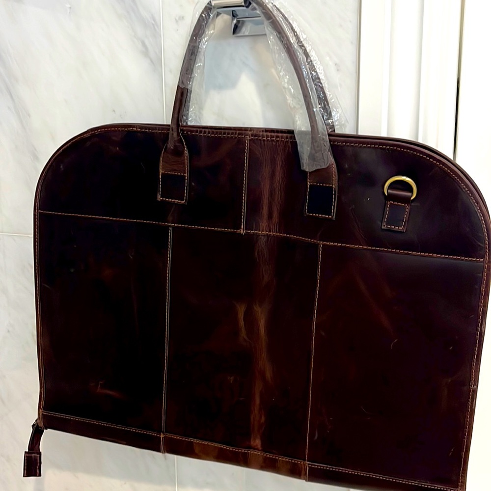 Brand New Genuine distressed leather hanging bag